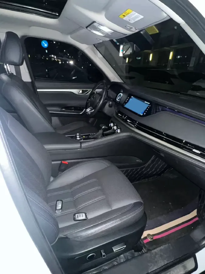 2021 ChangAn CS95 2.0T 233HP L4 6AT,autocango,china used car exporter,china ev exporter,chinese used car exporter,chinese used ev exporter