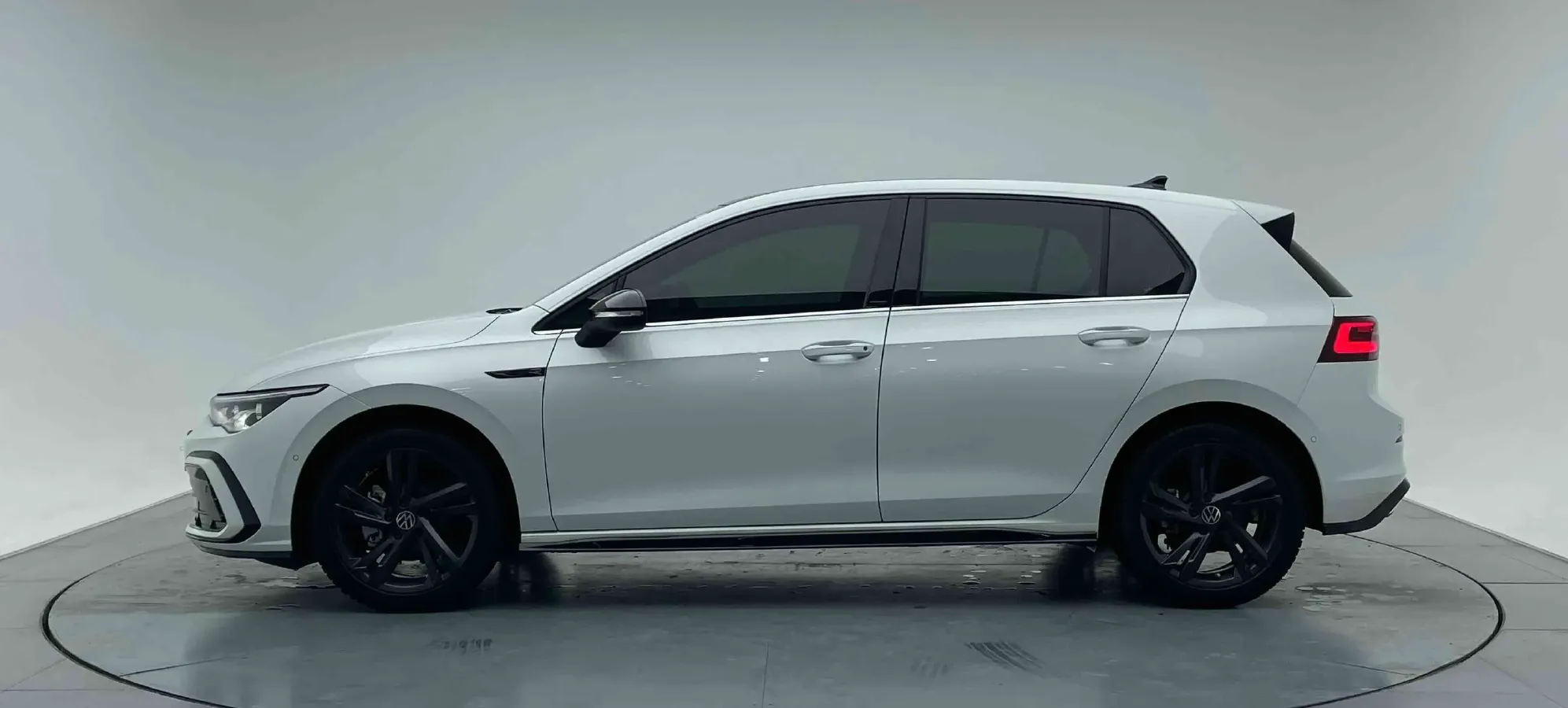 2023 Volkswagen Golf 1.4T 150HP L4 7DCT,autocango,china used car exporter,china ev exporter,chinese used car exporter,chinese used ev exporter