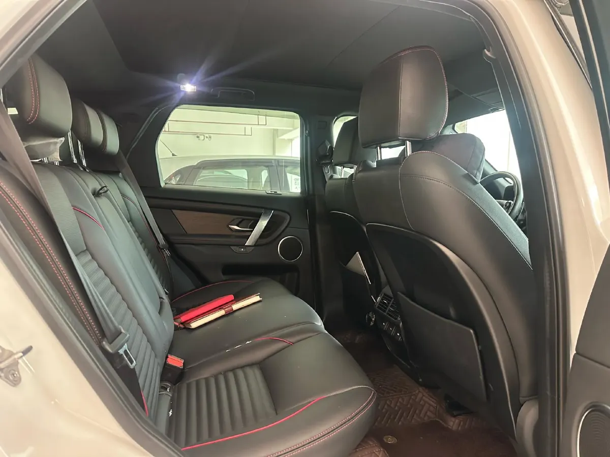 2021 Land Rover Discovery Sport 2.0T 249HP L4 9AT,autocango,china used car exporter,china ev exporter,chinese used car exporter,chinese used ev exporter