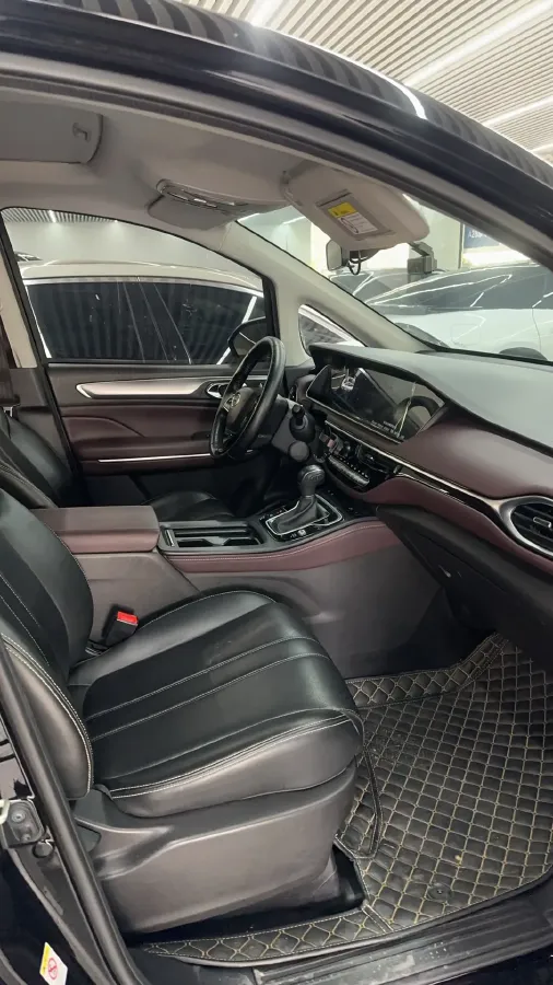 2021 GAC Trumpchi M6 1.5T 169HP L4 7DCT,autocango,china used car exporter,china ev exporter,chinese used car exporter,chinese used ev exporter