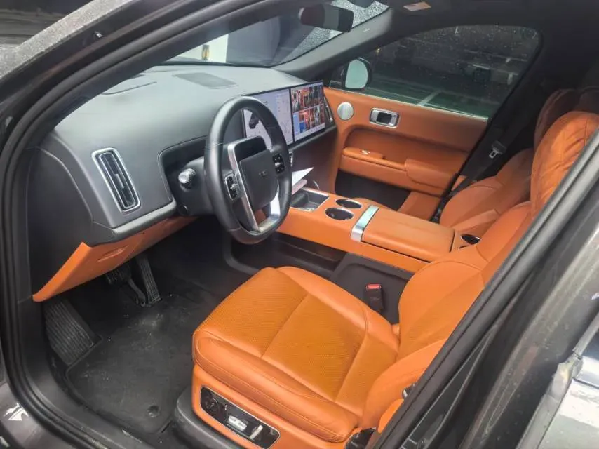 2022 Li L9 Range Extended 154HP REEV 42.6KWH,autocango,china used car exporter,china ev exporter,chinese used car exporter,chinese used ev exporter