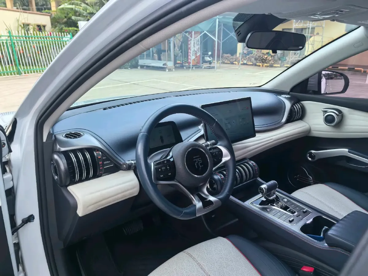 2022 Hycan Z03 BEV 64.23KWH,autocango,china used car exporter,china ev exporter,chinese used car exporter,chinese used ev exporter