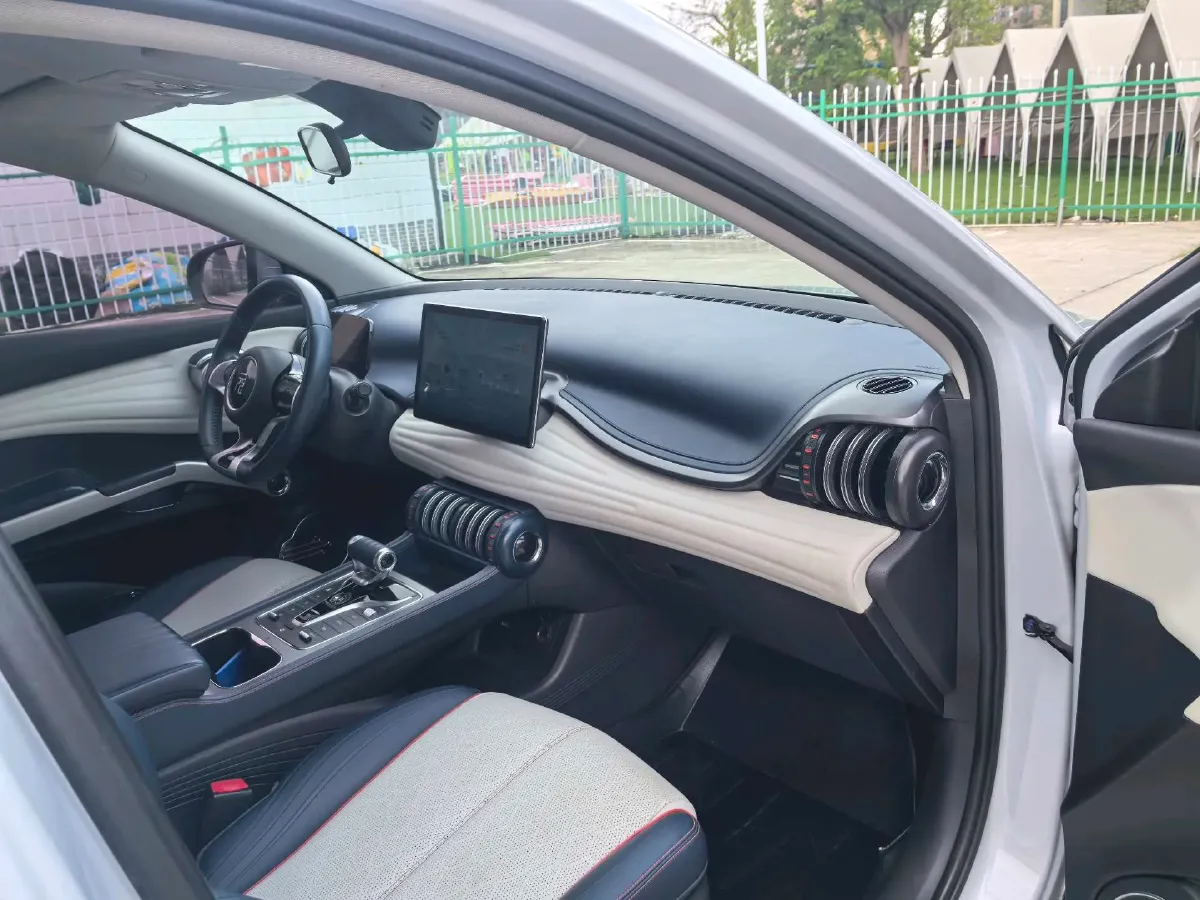 2022 Hycan Z03 BEV 64.23KWH,autocango,china used car exporter,china ev exporter,chinese used car exporter,chinese used ev exporter