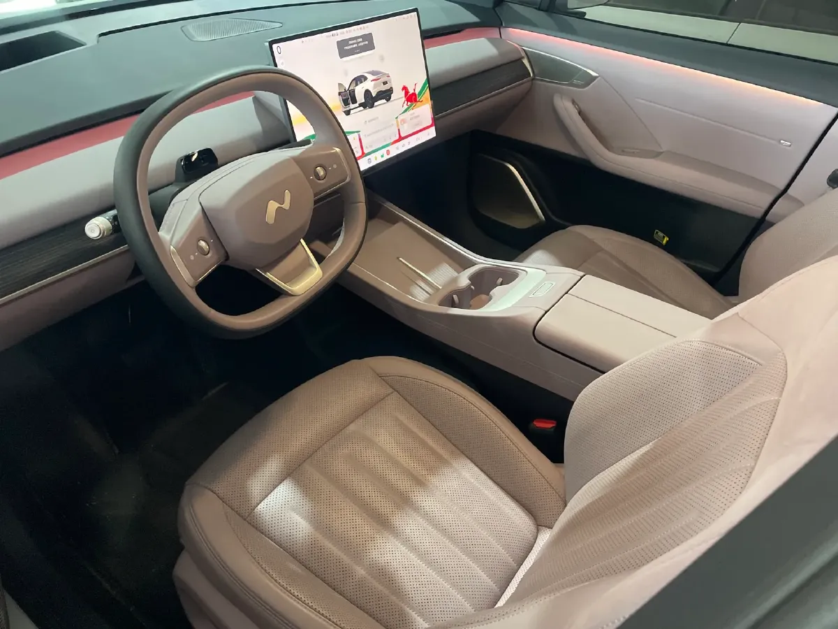 2024 ONVO L60 BEV 60KWH,autocango,china used car exporter,china ev exporter,chinese used car exporter,chinese used ev exporter