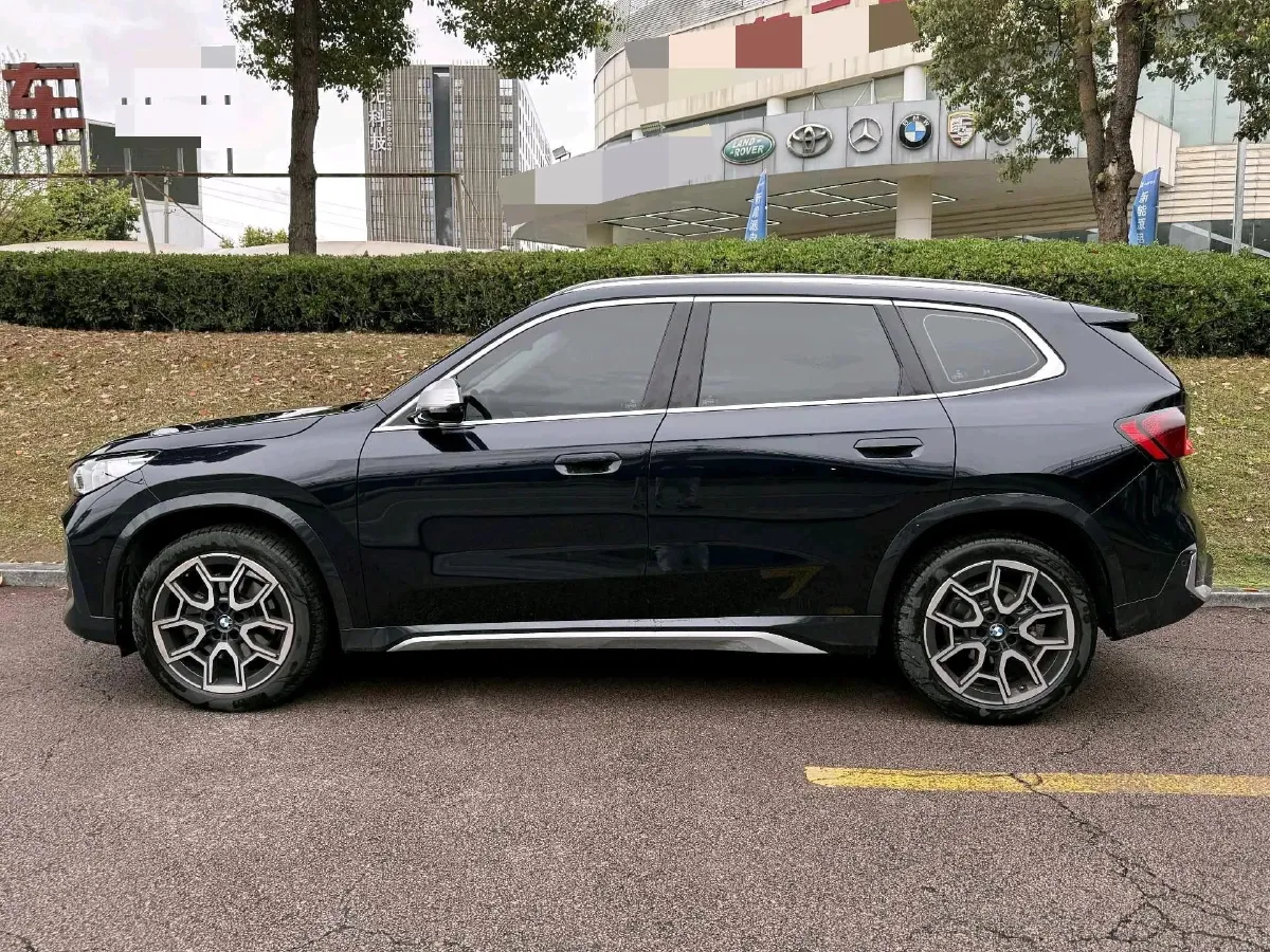 2024 BMW X1 2.0T 204HP L4 7DCT,autocango,china used car exporter,china ev exporter,chinese used car exporter,chinese used ev exporter