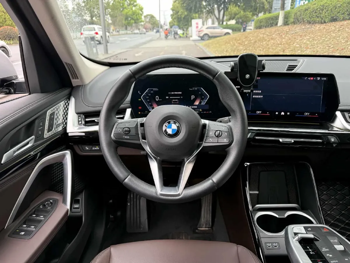 2024 BMW X1 2.0T 204HP L4 7DCT,autocango,china used car exporter,china ev exporter,chinese used car exporter,chinese used ev exporter