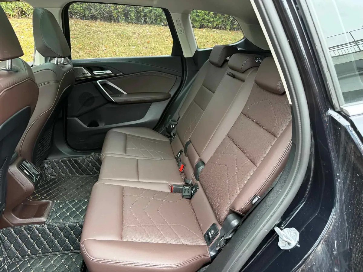 2024 BMW X1 2.0T 204HP L4 7DCT,autocango,china used car exporter,china ev exporter,chinese used car exporter,chinese used ev exporter