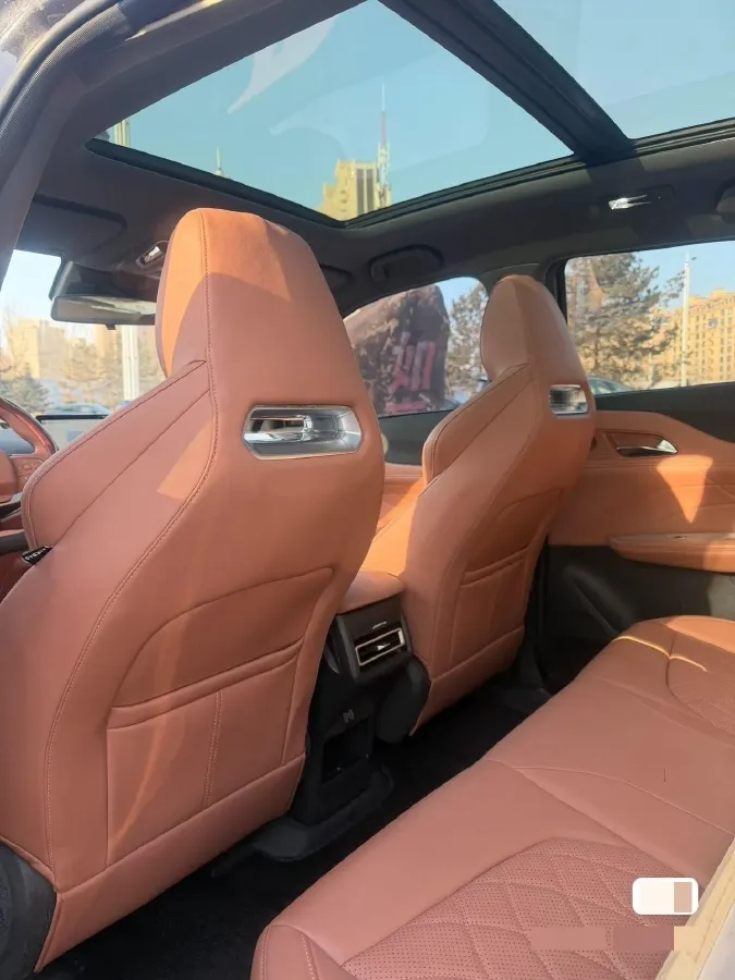 2024 ChangAn UNI-Z 1.5L 98HP L4 E-CVT PHEV 18.4KWH,autocango,china used car exporter,china ev exporter,chinese used car exporter,chinese used ev exporter