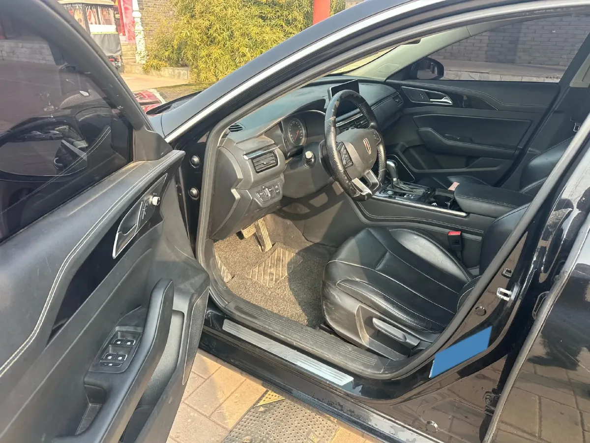 2019 HongQi H5 1.8T 180HP L4 6AT,autocango,china used car exporter,china ev exporter,chinese used car exporter,chinese used ev exporter