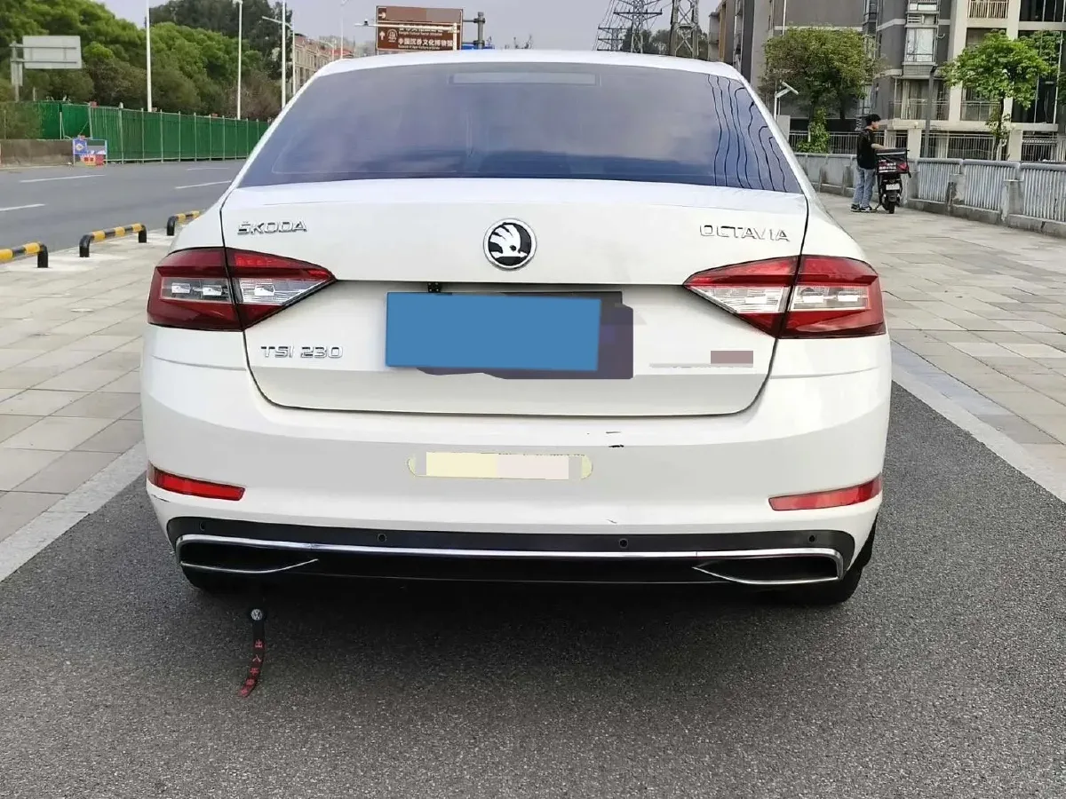 2018 Skoda Octavia 1.2T 116HP L4 7DCT,autocango,china used car exporter,china ev exporter,chinese used car exporter,chinese used ev exporter