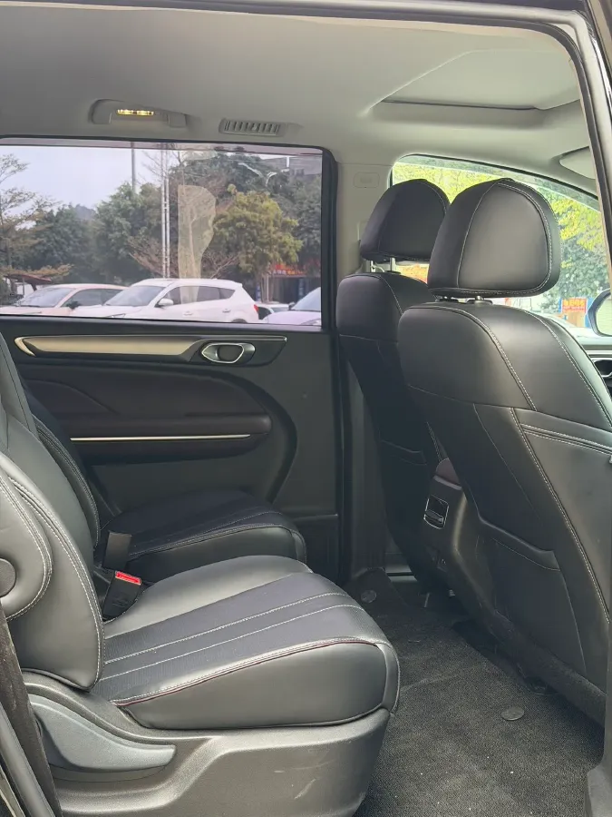 2023 GAC Trumpchi M6 1.5T 177HP L4 7DCT,autocango,china used car exporter,china ev exporter,chinese used car exporter,chinese used ev exporter