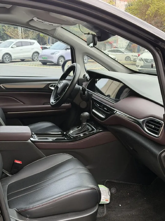 2023 GAC Trumpchi M6 1.5T 177HP L4 7DCT,autocango,china used car exporter,china ev exporter,chinese used car exporter,chinese used ev exporter