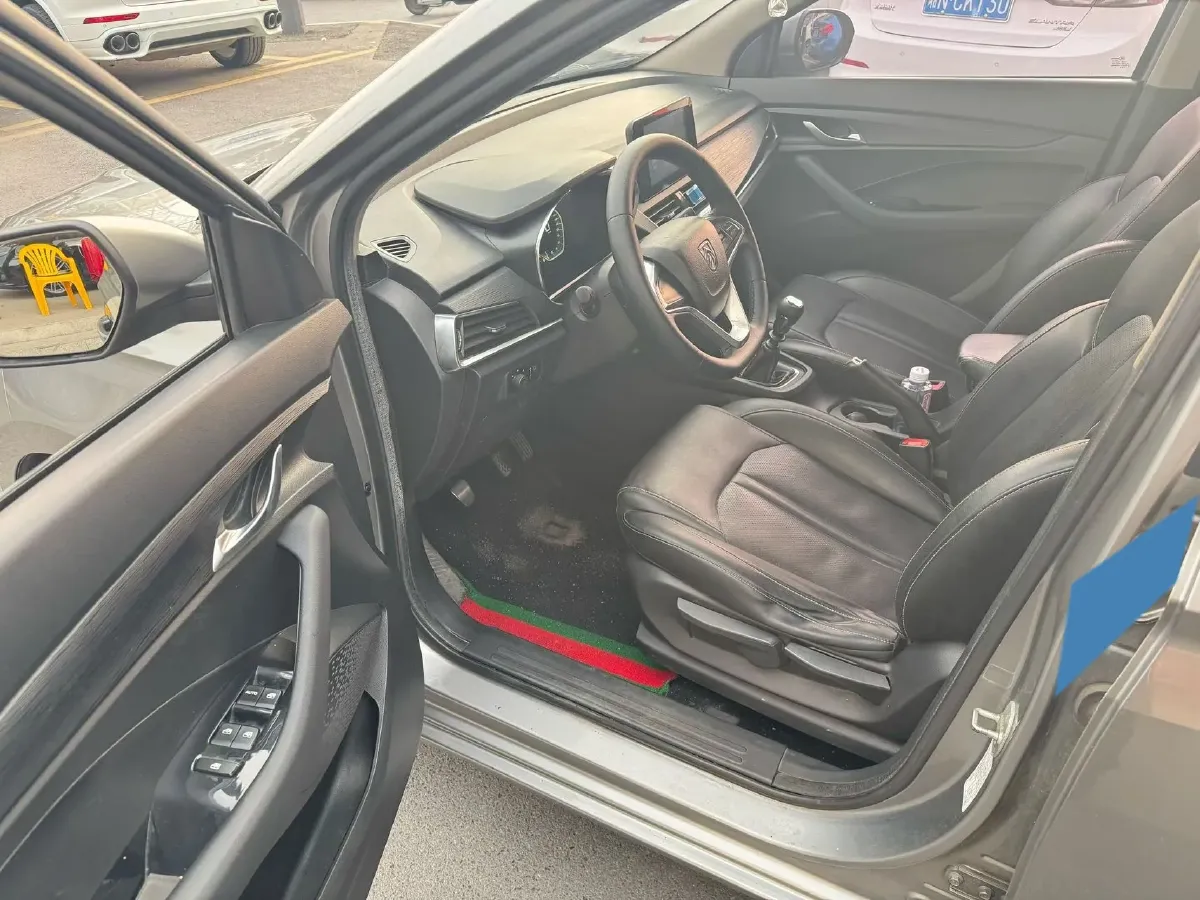 2018 BaoJun 360 1.5L 112HP L4 6MT,autocango,china used car exporter,china ev exporter,chinese used car exporter,chinese used ev exporter