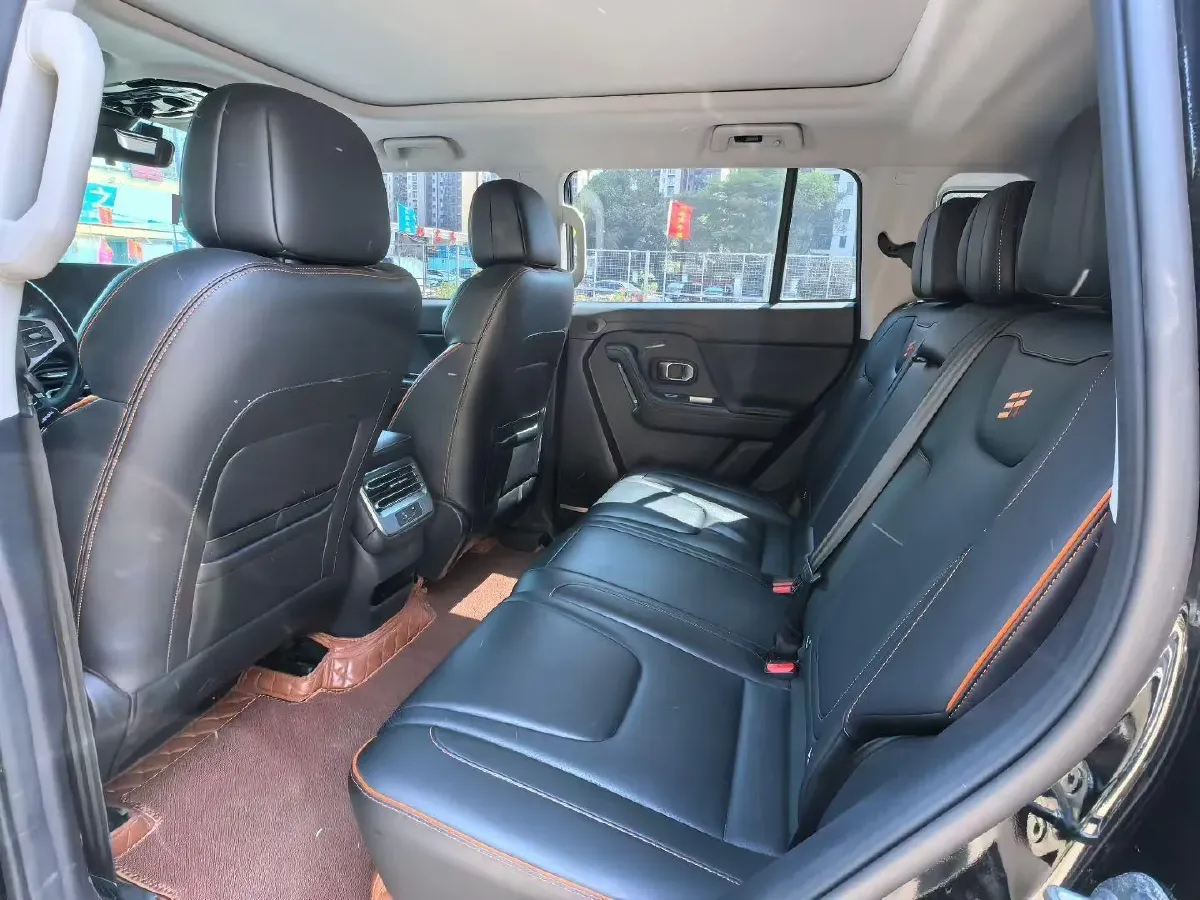 2025 MAXUS XinTu V70 2.0T 150HP L4 9AT,autocango,china used car exporter,china ev exporter,chinese used car exporter,chinese used ev exporter