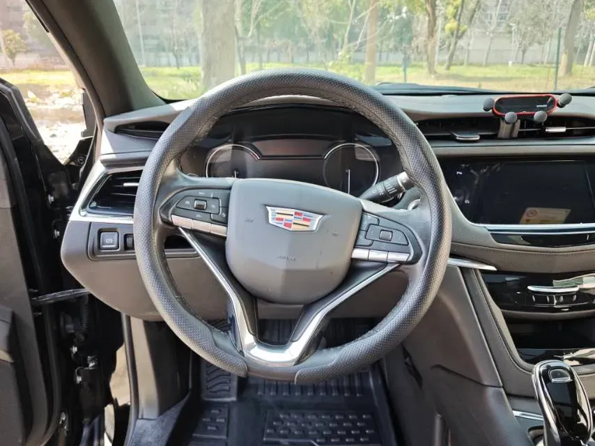 2020 Cadillac XT6 2.0T 237HP L4 9AT,autocango,china used car exporter,china ev exporter,chinese used car exporter,chinese used ev exporter