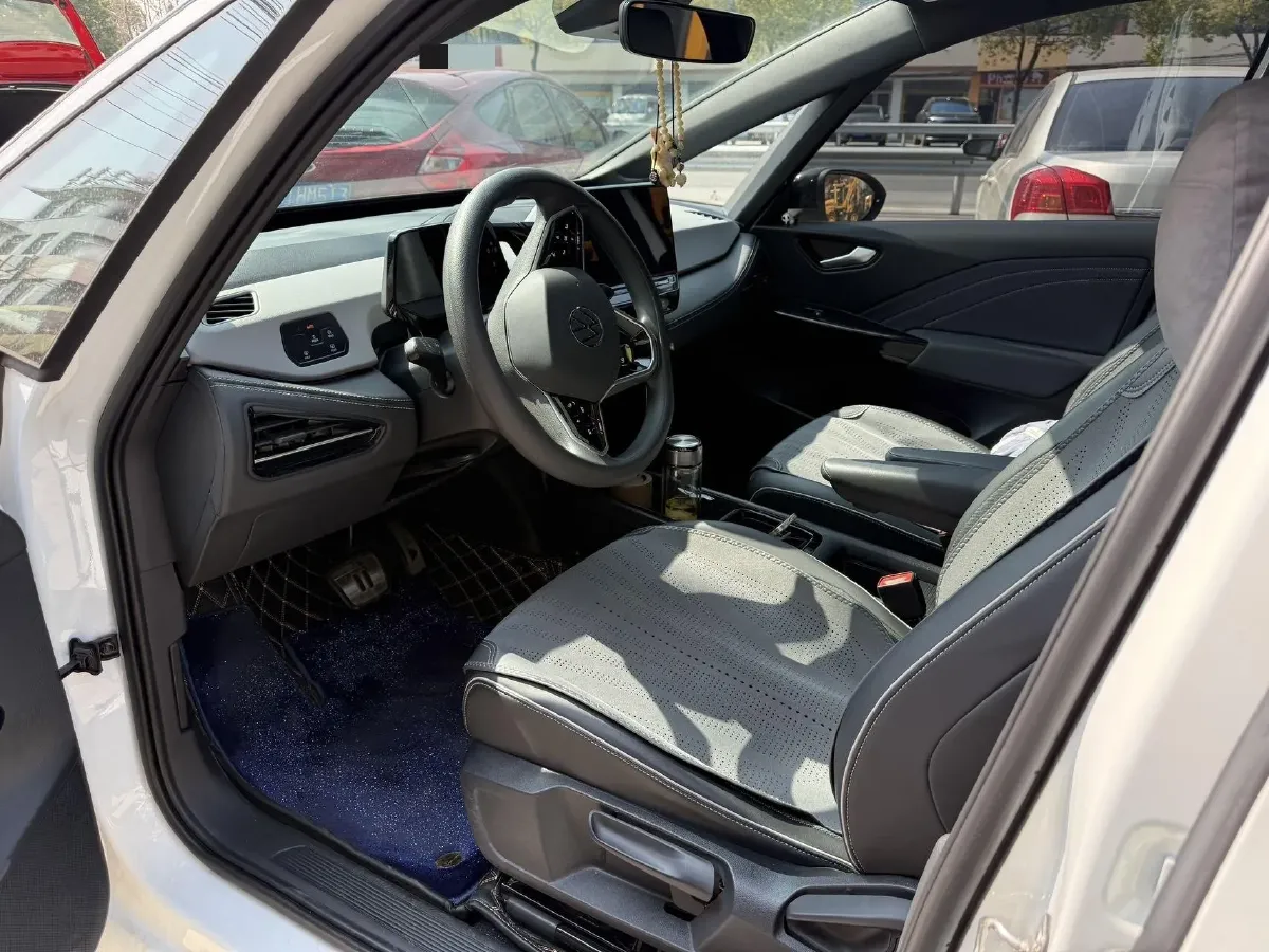 2024 MAXUS XinTu V90 2.0T 150HP L4 9AT,autocango,china used car exporter,china ev exporter,chinese used car exporter,chinese used ev exporter