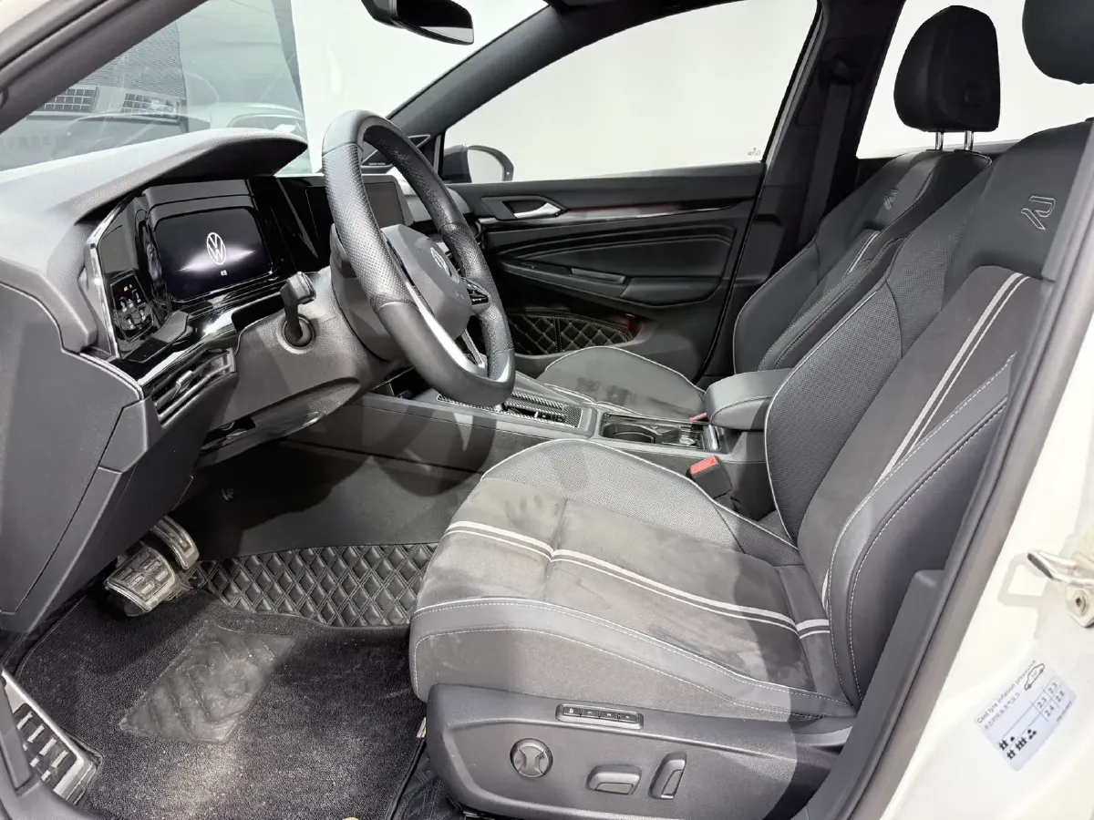 2023 Volkswagen Golf 1.4T 150HP L4 7DCT,autocango,china used car exporter,china ev exporter,chinese used car exporter,chinese used ev exporter