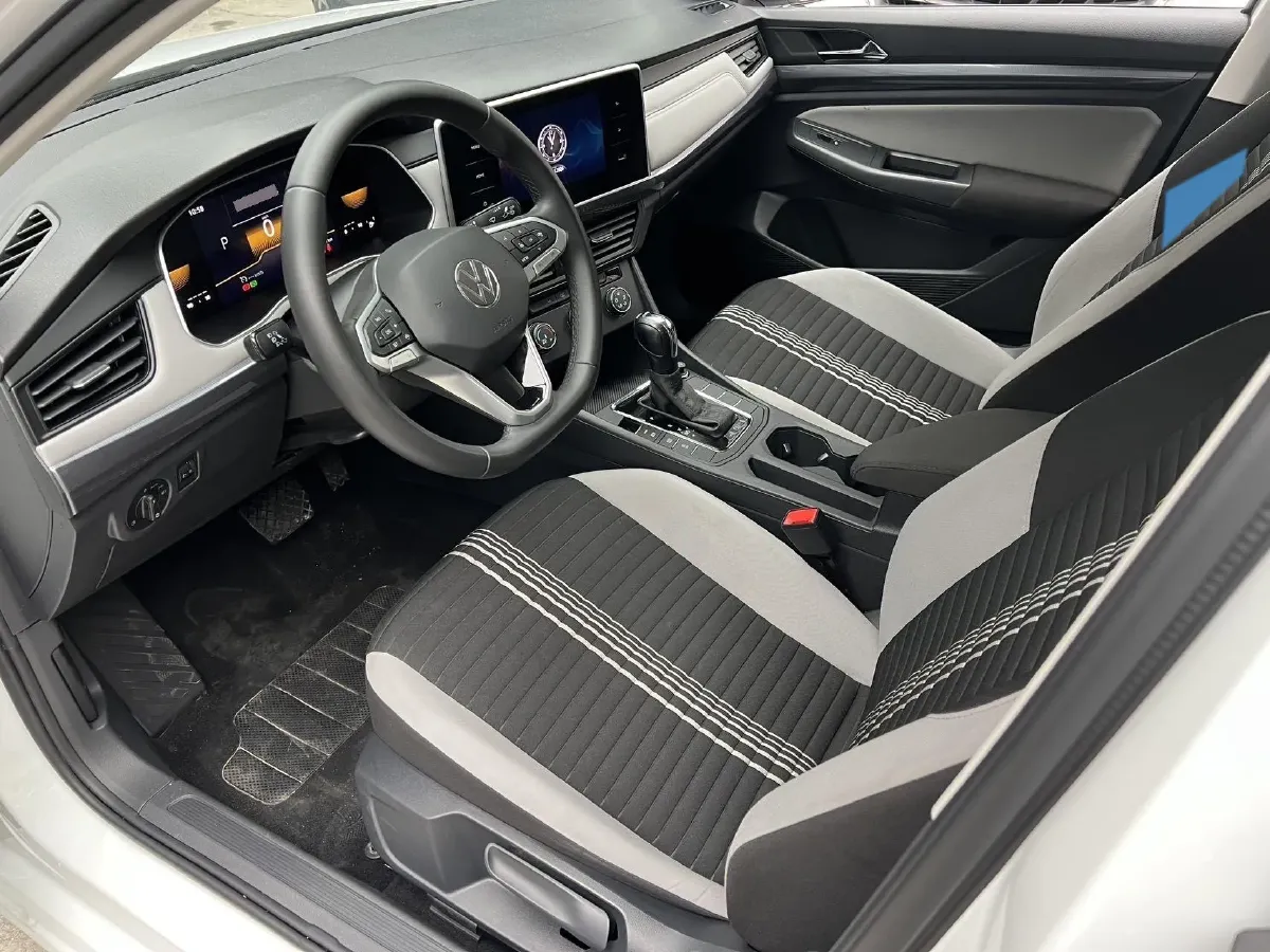 2023 Volkswagen Bora 1.2T 116HP L4 7DCT,autocango,china used car exporter,china ev exporter,chinese used car exporter,chinese used ev exporter