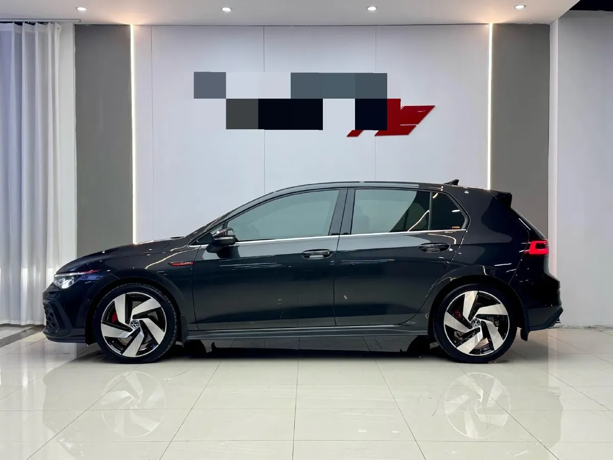 2023 Volkswagen GolfGTI 2.0T 220HP L4 7DCT,autocango,china used car exporter,china ev exporter,chinese used car exporter,chinese used ev exporter