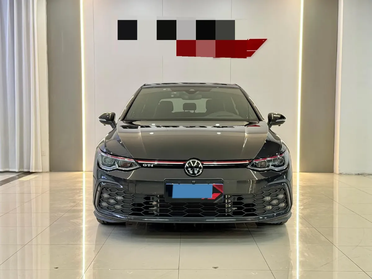 2023 Volkswagen GolfGTI 2.0T 220HP L4 7DCT,autocango,china used car exporter,china ev exporter,chinese used car exporter,chinese used ev exporter