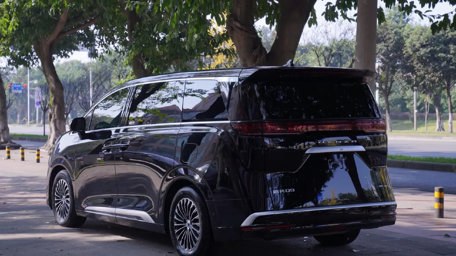 2022 Honda Odyssey 2.0L 146HP L4 E-CVT Hybrid,autocango,china used car exporter,china ev exporter,chinese used car exporter,chinese used ev exporter