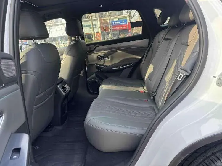 2024 BYD SongL DM-i 1.5L 101HP L4 E-CVT PHEV 26.6KWH,autocango,china used car exporter,china ev exporter,chinese used car exporter,chinese used ev exporter