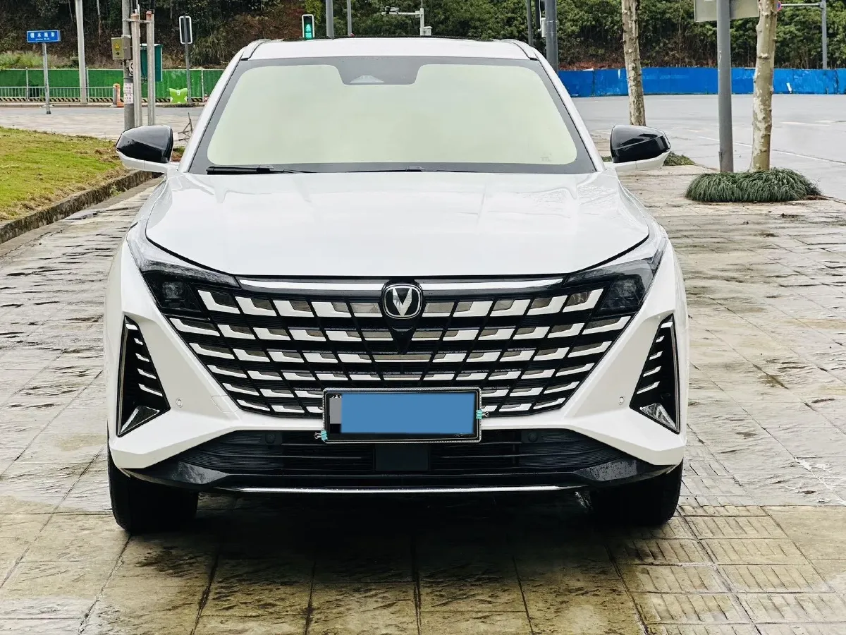 2025 ChangAn UNI-Z 1.5T 188HP L4 7DCT,autocango,china used car exporter,china ev exporter,chinese used car exporter,chinese used ev exporter