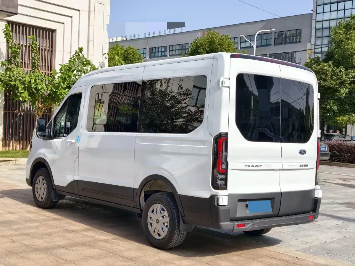 2024 Ford TransitT8 2.3T 174HP L4 8AT,autocango,china used car exporter,china ev exporter,chinese used car exporter,chinese used ev exporter