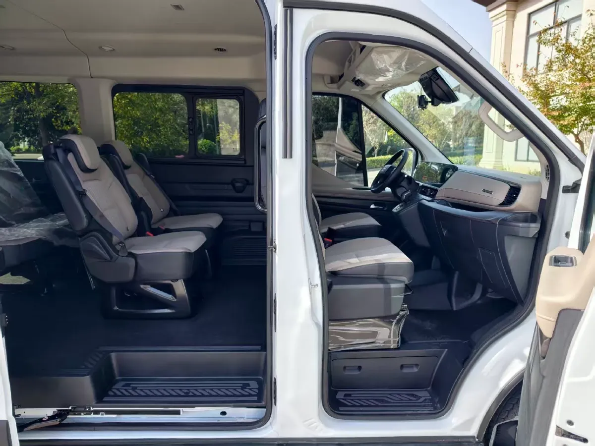 2024 Ford TransitT8 2.3T 174HP L4 8AT,autocango,china used car exporter,china ev exporter,chinese used car exporter,chinese used ev exporter