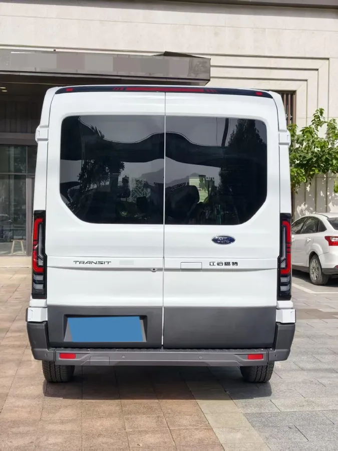 2024 Ford TransitT8 2.3T 174HP L4 8AT,autocango,china used car exporter,china ev exporter,chinese used car exporter,chinese used ev exporter