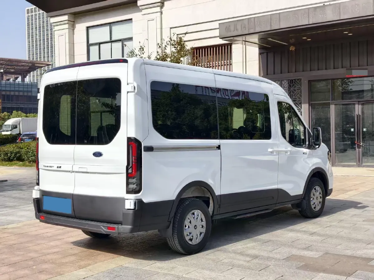 2024 Ford TransitT8 2.3T 174HP L4 8AT,autocango,china used car exporter,china ev exporter,chinese used car exporter,chinese used ev exporter