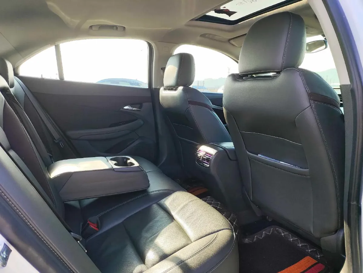 2018 Chevrolet Malibu 1.5T 170HP L4 6AT,autocango,china used car exporter,china ev exporter,chinese used car exporter,chinese used ev exporter