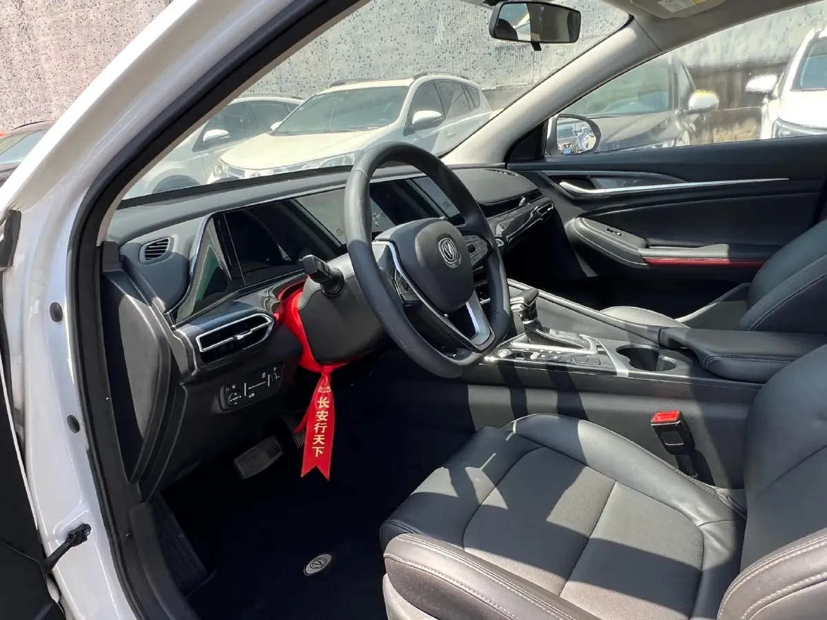 2020 ChangAn Eado 1.4T 158HP L4 7DCT,autocango,china used car exporter,china ev exporter,chinese used car exporter,chinese used ev exporter