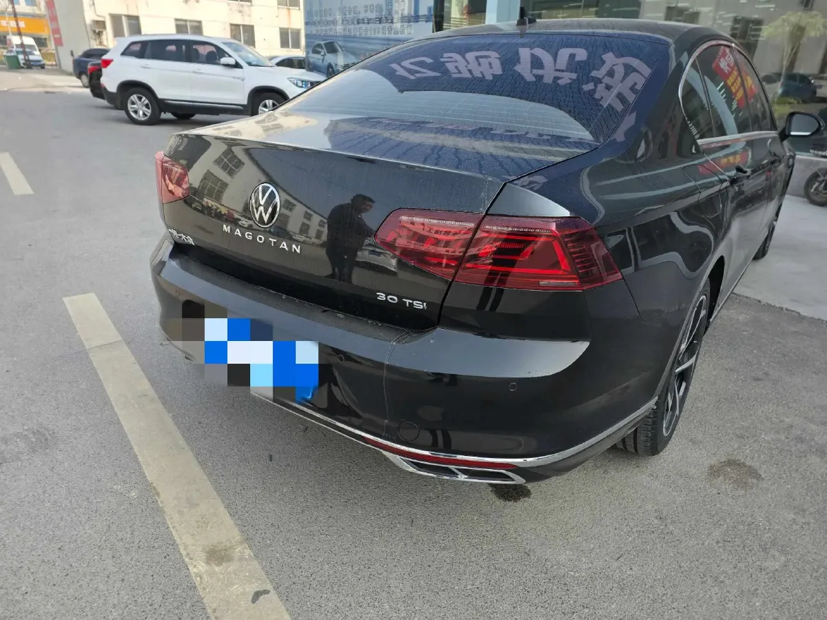 2023 Volkswagen Magotan 2.0T 186HP L4 7DCT,autocango,china used car exporter,china ev exporter,chinese used car exporter,chinese used ev exporter