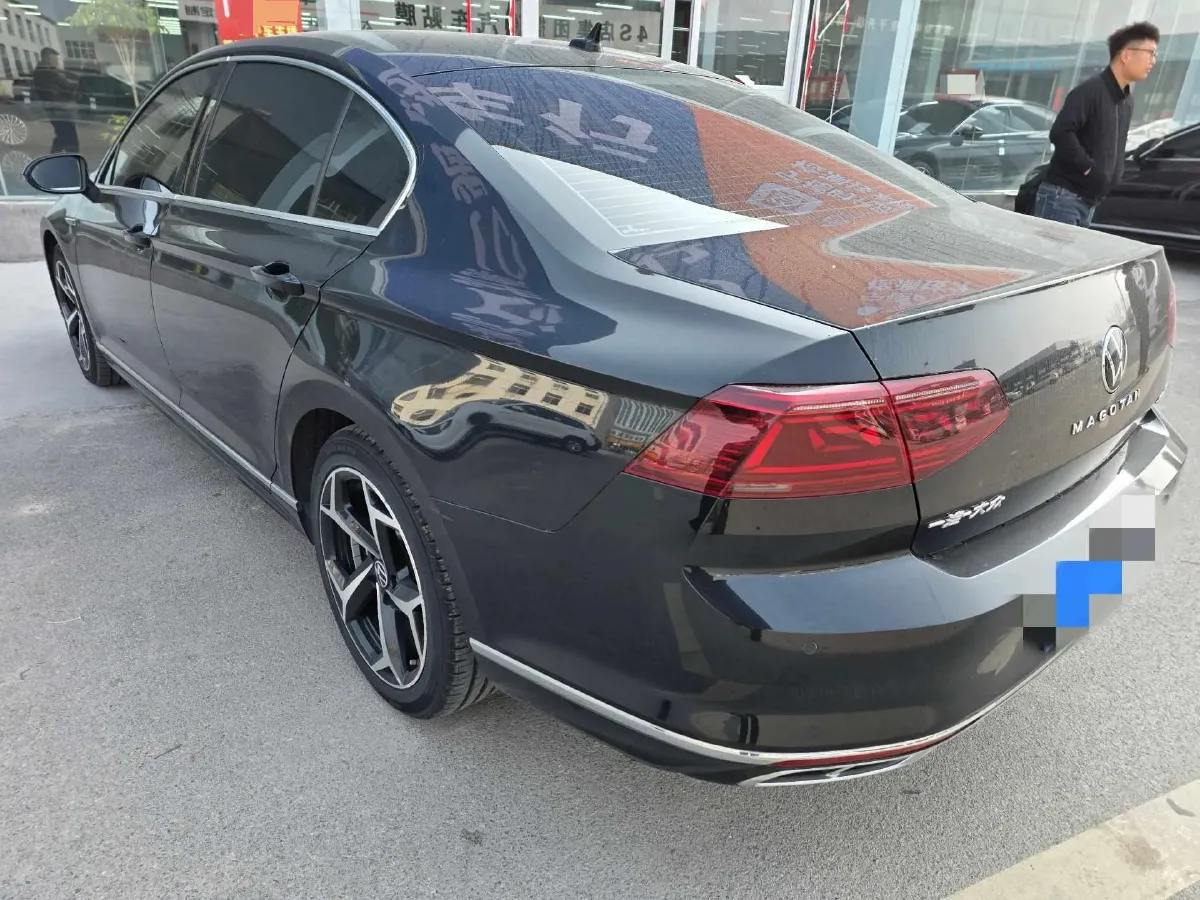 2023 Volkswagen Magotan 2.0T 186HP L4 7DCT,autocango,china used car exporter,china ev exporter,chinese used car exporter,chinese used ev exporter