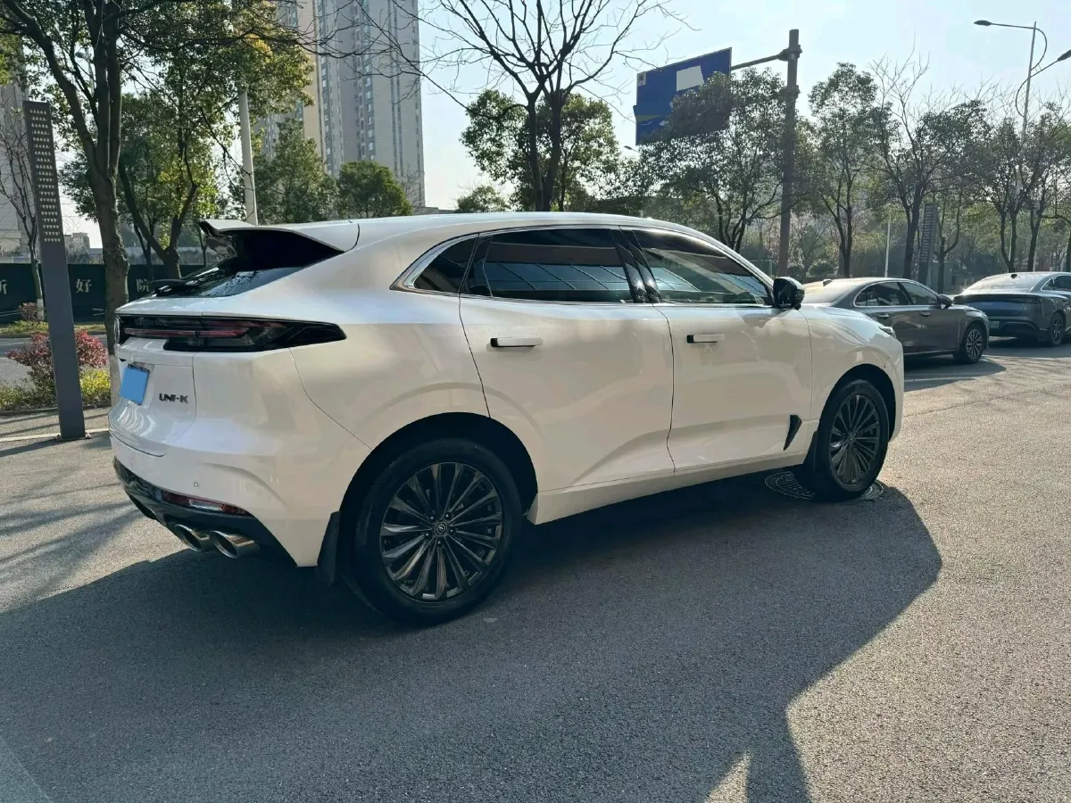 2021 ChangAn UNI-K 2.0T 233HP L4 8AT,autocango,china used car exporter,china ev exporter,chinese used car exporter,chinese used ev exporter