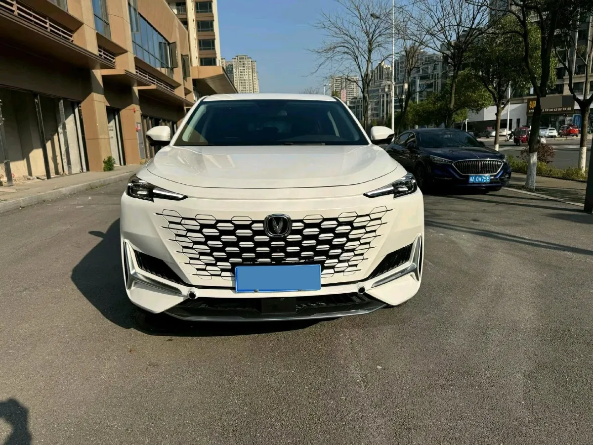2021 ChangAn UNI-K 2.0T 233HP L4 8AT,autocango,china used car exporter,china ev exporter,chinese used car exporter,chinese used ev exporter