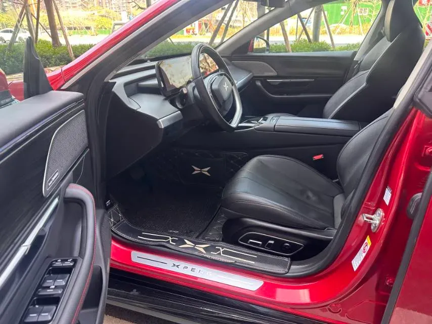 2020 DS 7 1.6T 215HP L4 8AT,autocango,china used car exporter,china ev exporter,chinese used car exporter,chinese used ev exporter