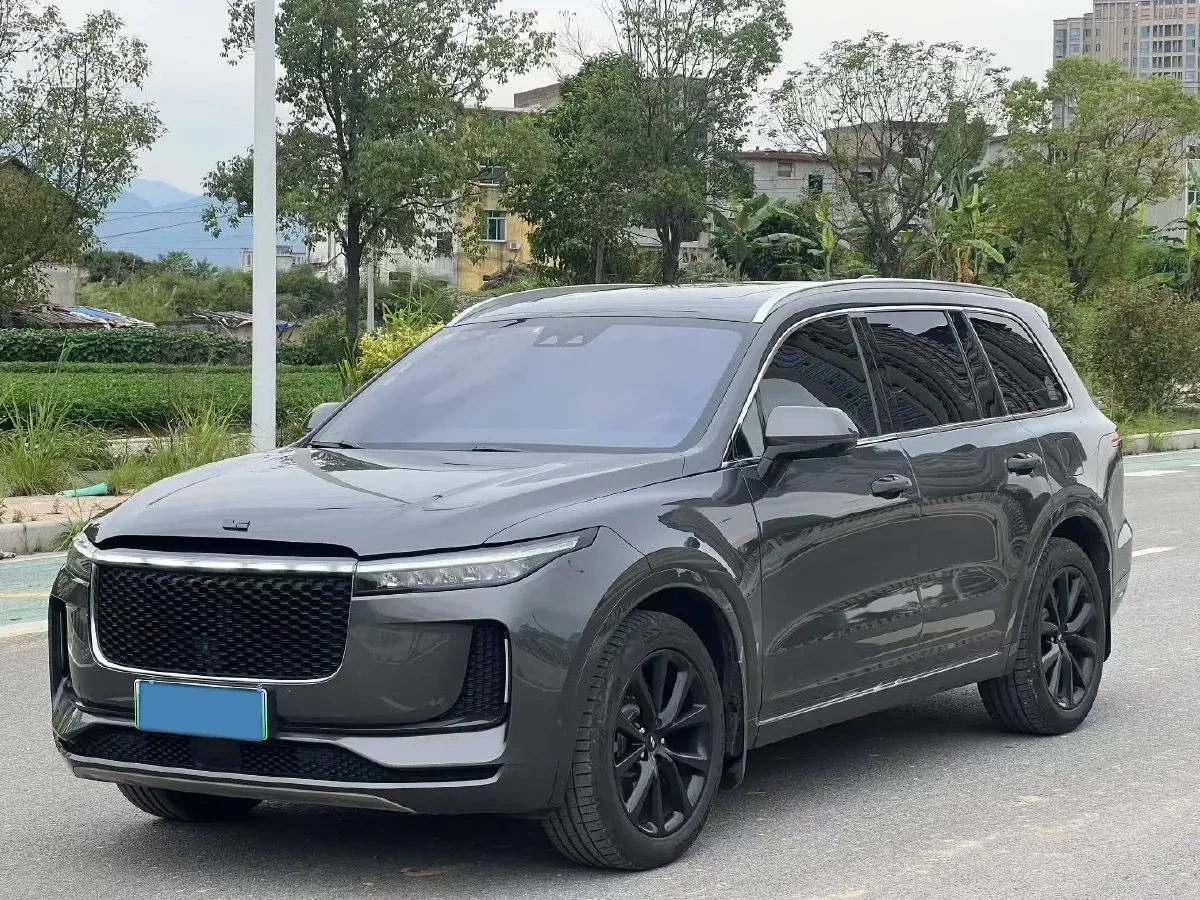 2020 Li ONE Range Extended 131HP REEV 40.5KWH,autocango,china used car exporter,china ev exporter,chinese used car exporter,chinese used ev exporter