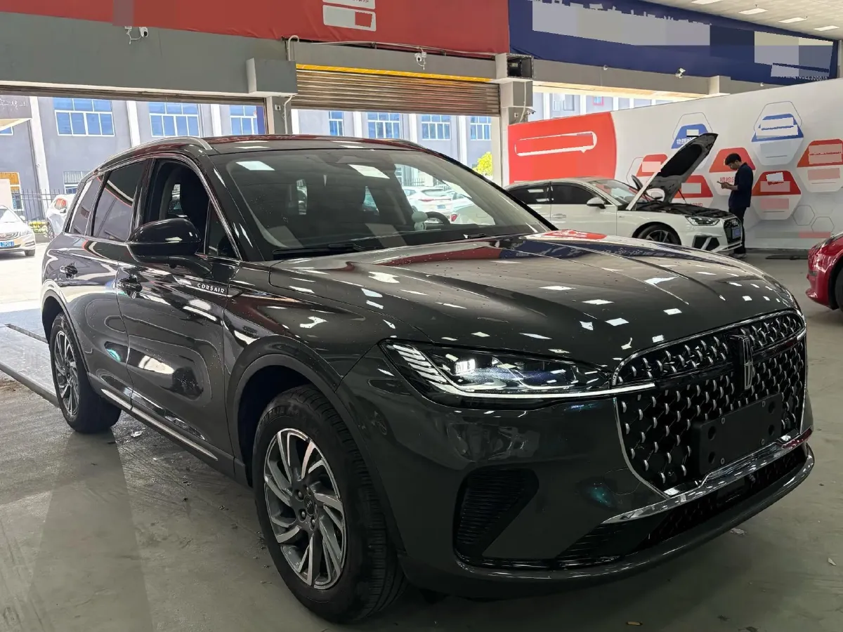 2023 Lincoln Corsair 2.0T 261HP L4 8AT,autocango,china used car exporter,china ev exporter,chinese used car exporter,chinese used ev exporter