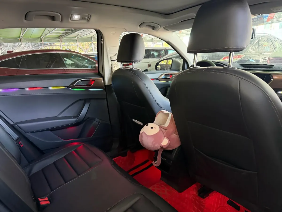 2021 Volkswagen Tharu 1.4T 150HP L4 7DCT,autocango,china used car exporter,china ev exporter,chinese used car exporter,chinese used ev exporter