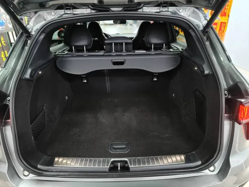 2021 LYNK&CO 01 2.0T 254HP L4 8AT,autocango,china used car exporter,china ev exporter,chinese used car exporter,chinese used ev exporter