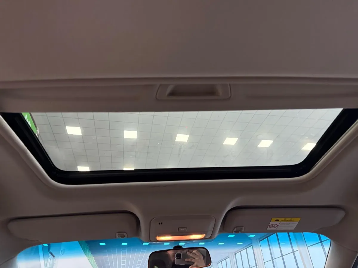 2023 Chevrolet Monza 1.5L 113HP L4 6DCT,autocango,china used car exporter,china ev exporter,chinese used car exporter,chinese used ev exporter