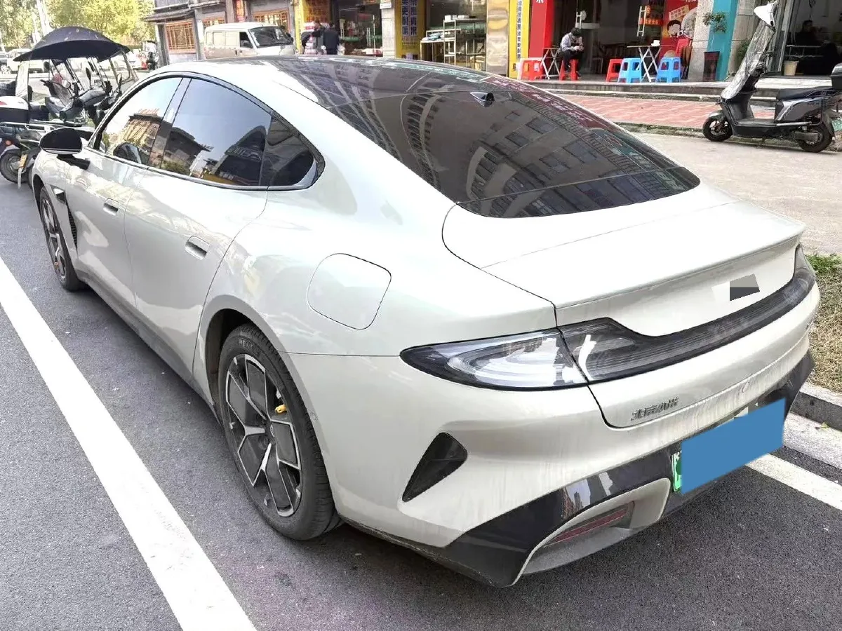 2024 MI SU7 BEV 73.6KWH,autocango,china used car exporter,china ev exporter,chinese used car exporter,chinese used ev exporter