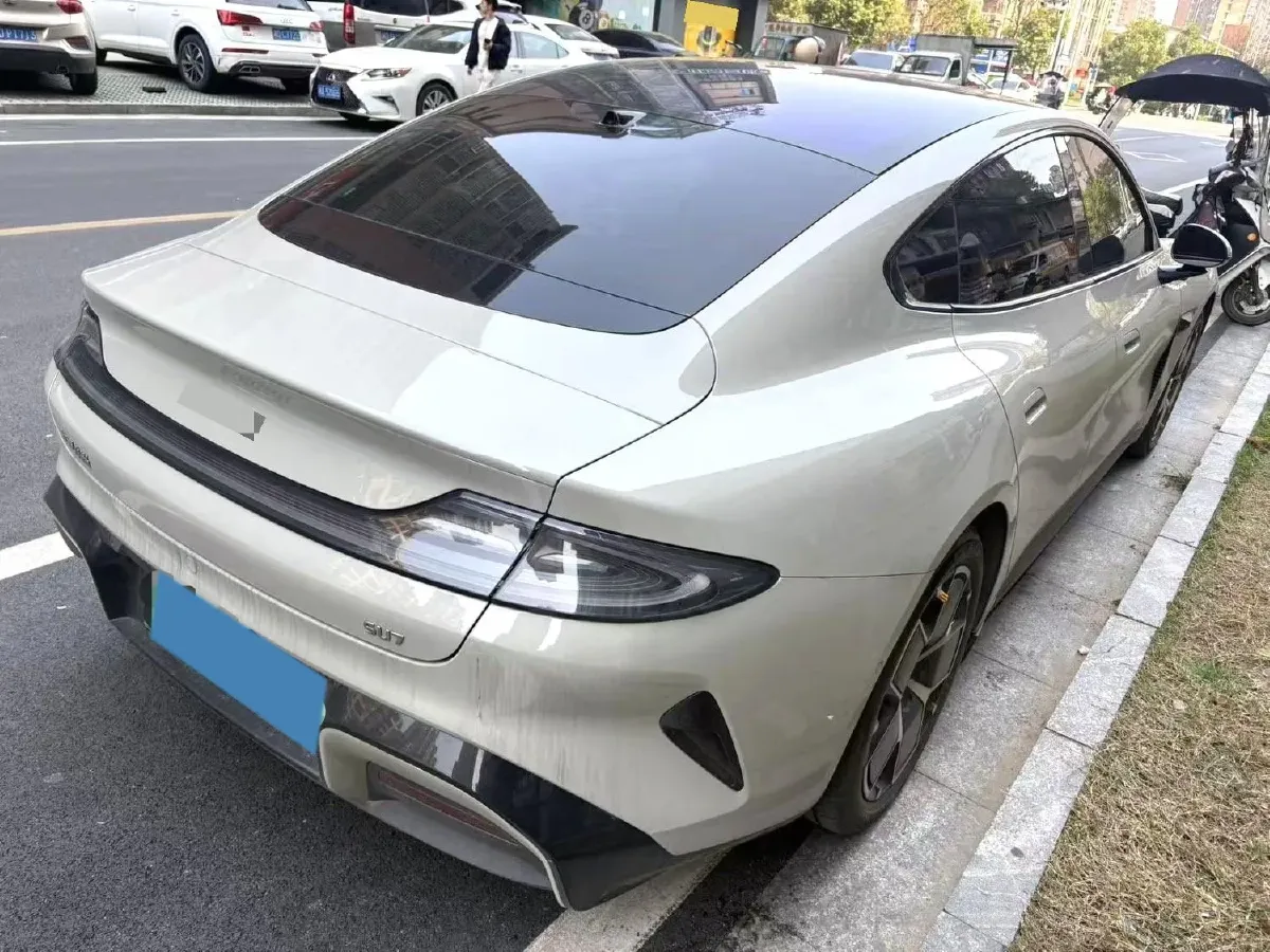 2024 MI SU7 BEV 73.6KWH,autocango,china used car exporter,china ev exporter,chinese used car exporter,chinese used ev exporter