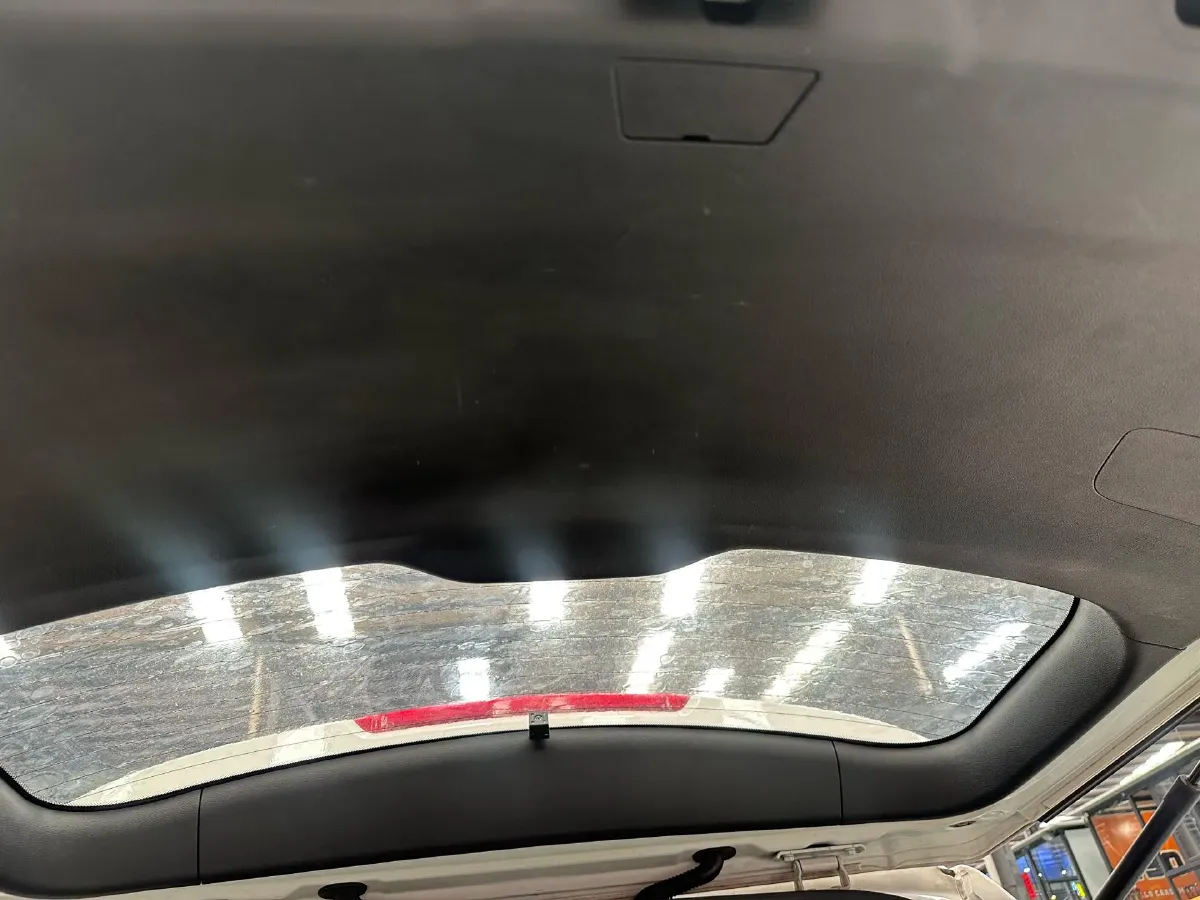 2019 BaoJun 730 1.5L 105HP L4 6MT,autocango,china used car exporter,china ev exporter,chinese used car exporter,chinese used ev exporter