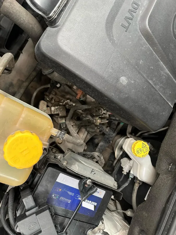 2019 BaoJun 730 1.5L 105HP L4 6MT,autocango,china used car exporter,china ev exporter,chinese used car exporter,chinese used ev exporter