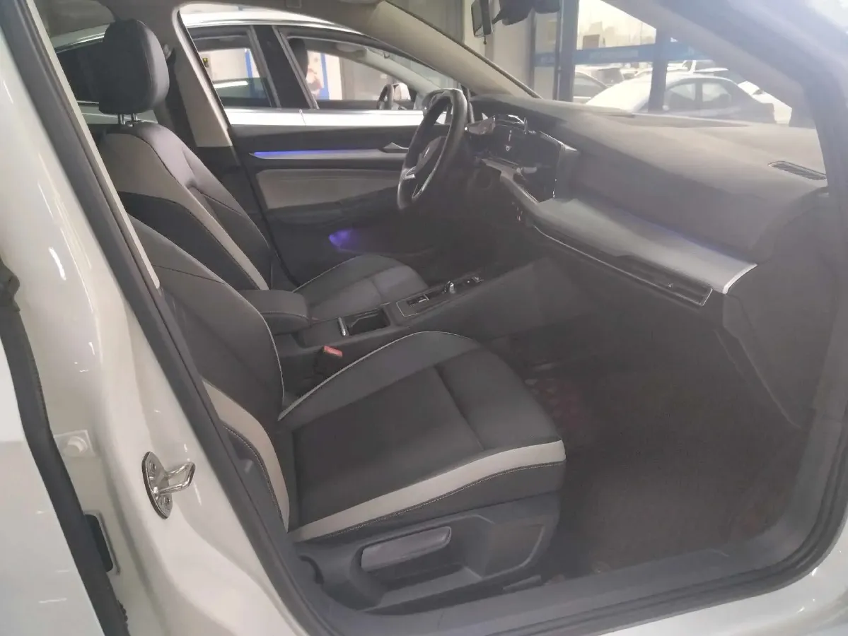 2021 Volkswagen Golf 1.4T 150HP L4 7DCT,autocango,china used car exporter,china ev exporter,chinese used car exporter,chinese used ev exporter