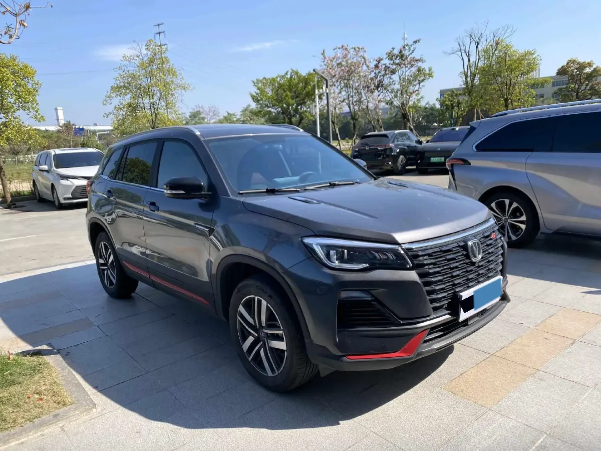 2022 ChangAn CS75 1.5T 180HP L4 7DCT,autocango,china used car exporter,china ev exporter,chinese used car exporter,chinese used ev exporter