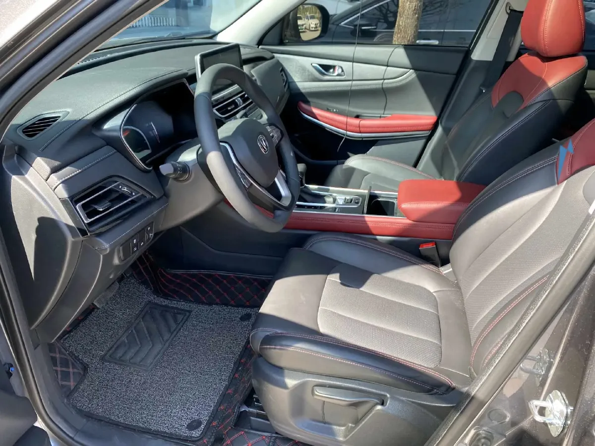 2022 ChangAn CS75 1.5T 180HP L4 7DCT,autocango,china used car exporter,china ev exporter,chinese used car exporter,chinese used ev exporter